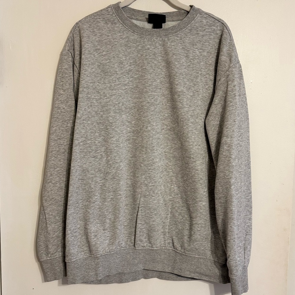 H&M Light Gray Relaxed Fit Crewneck Sweater